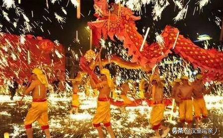 闹元宵的风俗_闹元宵的风俗和寓意是什么